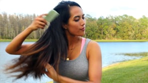 A video showing how to use the combs