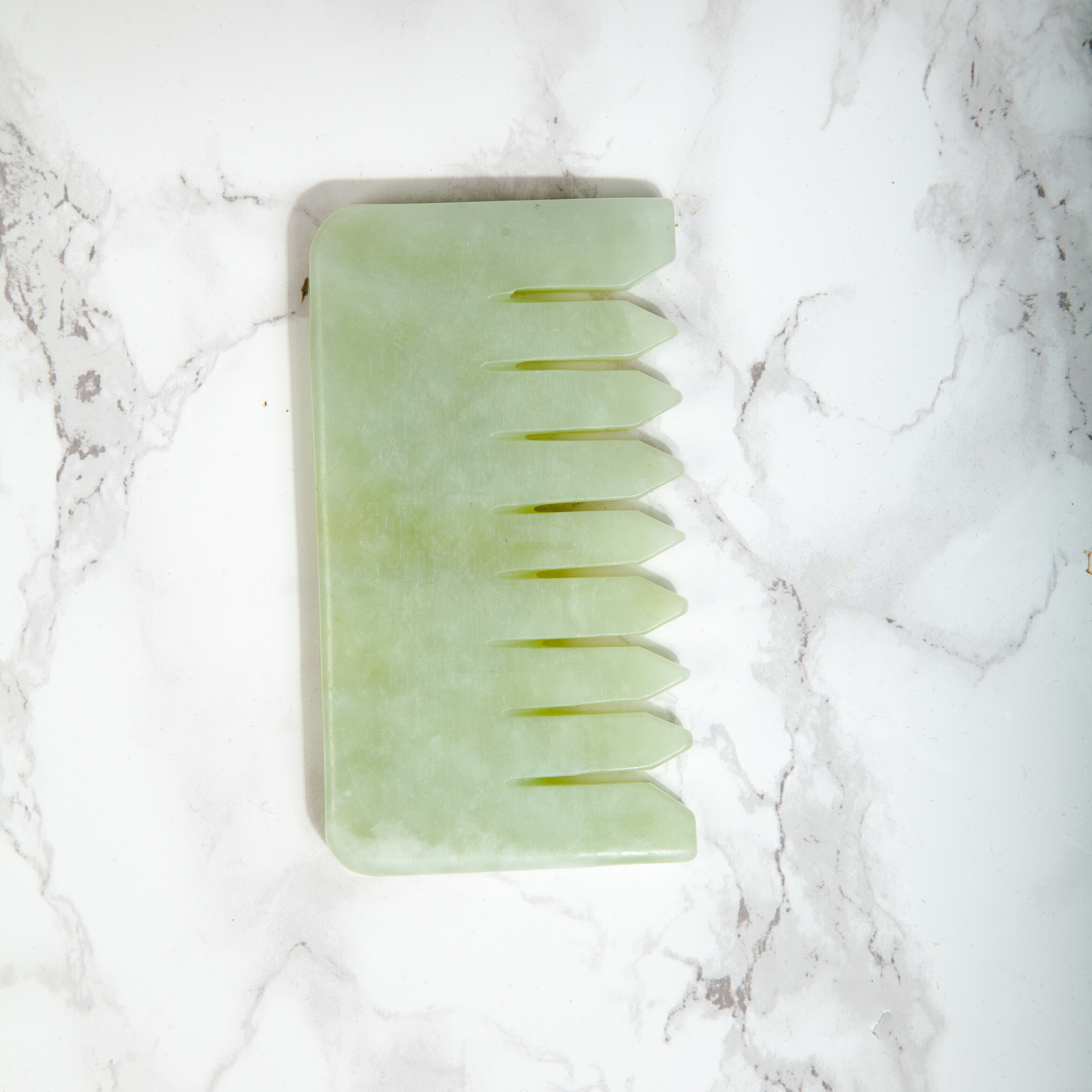 Jade comb benefits